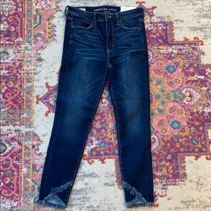 🆕 NWT 🆕 Super hi-rise hefting crop jeans from AE